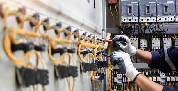 Professional Electrician technician working in Moorestown-Lenola, NJ